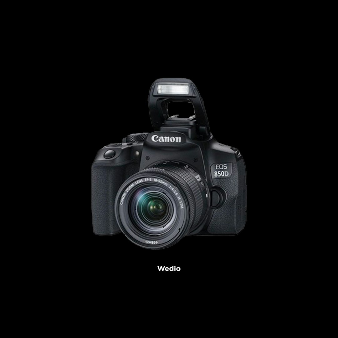 Billede af Canon EOS 850D m/18-135mm IS USM